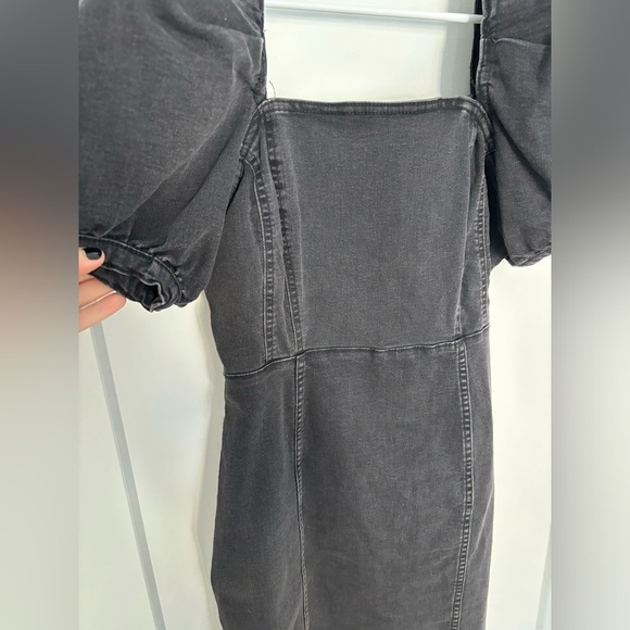 ‼️SOLD‼️ Puff Shoulder Mini Dress - Picture 6 of 7